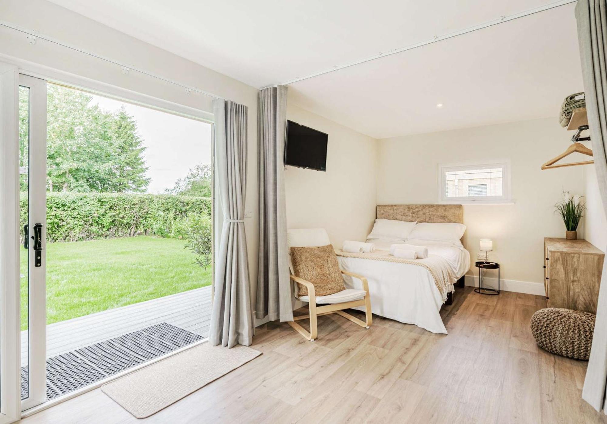 Holiday home To Country Retreat Luxury With Hot Tub, Bbq, Fire Pit *