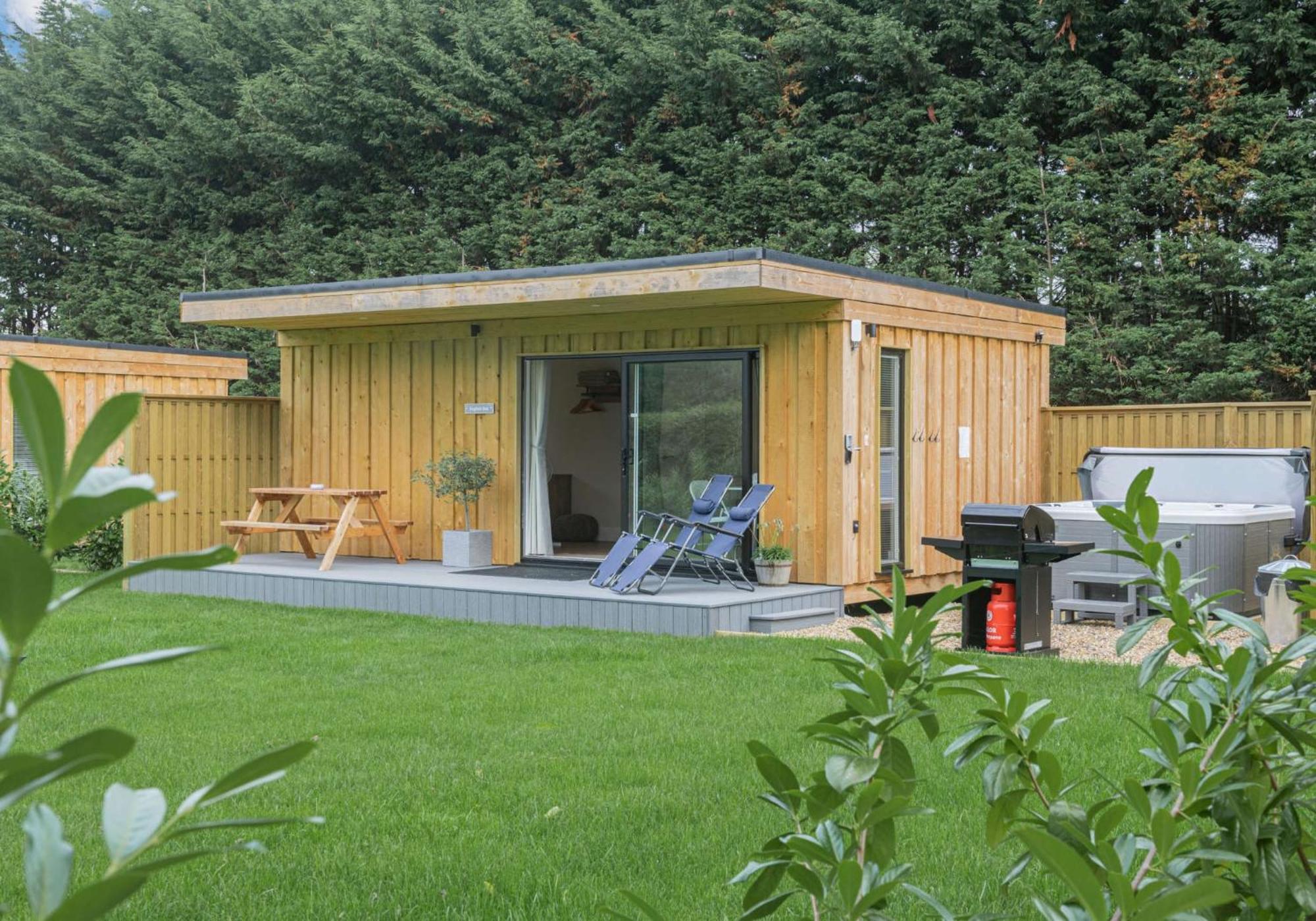 To Country Retreat Luxury With Hot Tub, Bbq, Fire Pit Holiday home *