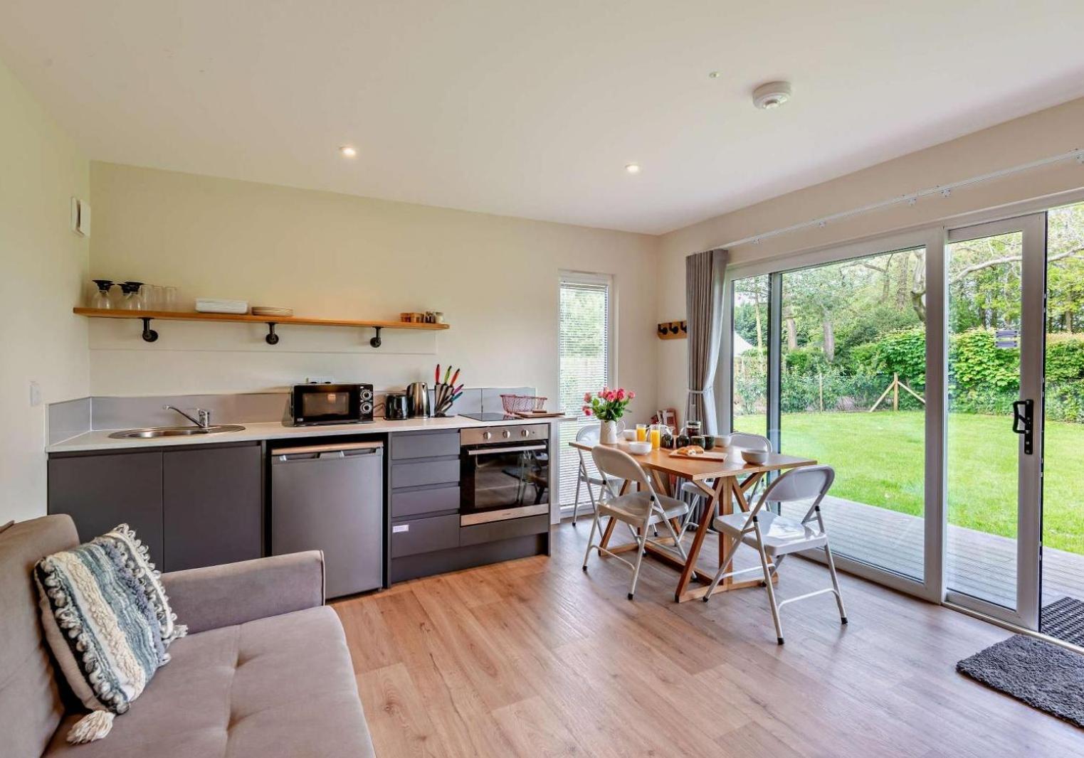To Country Retreat Luxury With Hot Tub, Bbq, Fire Pit Holiday home Toppesfield